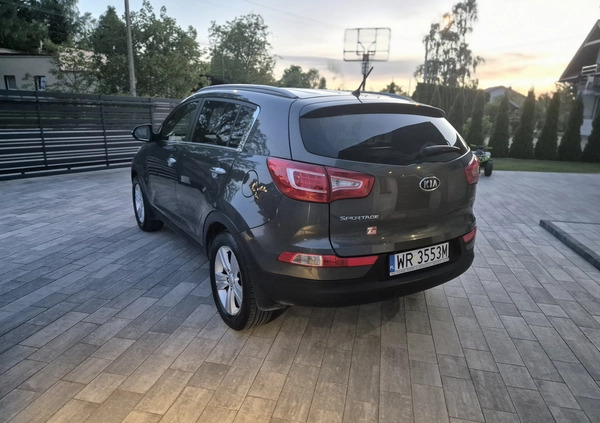 Kia Sportage cena 41900 przebieg: 171000, rok produkcji 2012 z Radom małe 172